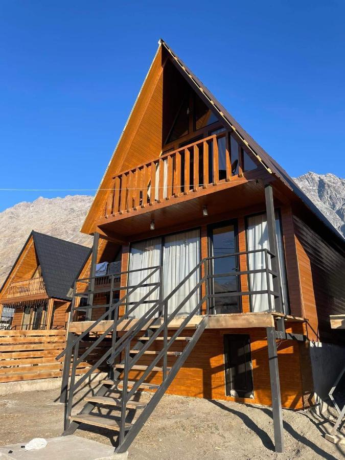 Twin Cottages Kazbegi Exterior photo